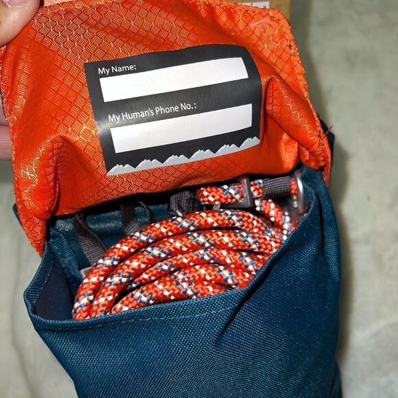 ARCADIA TRAIL‎ DOG PACKABLE TIE OUT & LEASH - NEW 🎄🦮 - Picture 3 of 8